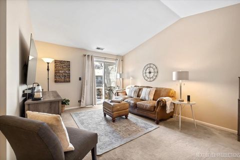 Tiny photo for 96 MIDHURST Court #201D, Naperville, IL 60565 (MLS # 12557724)