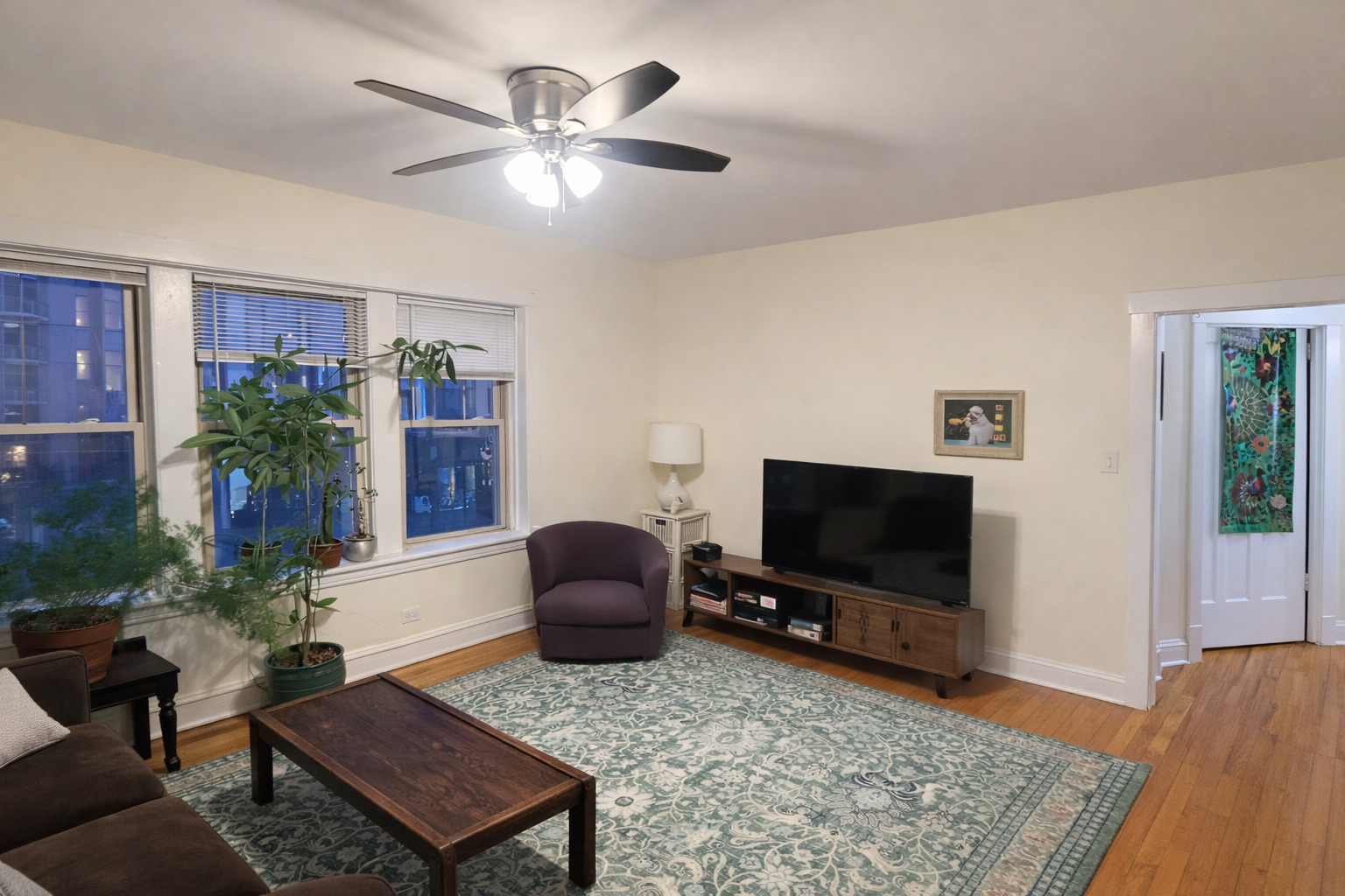 2482 N Lincoln Avenue 2