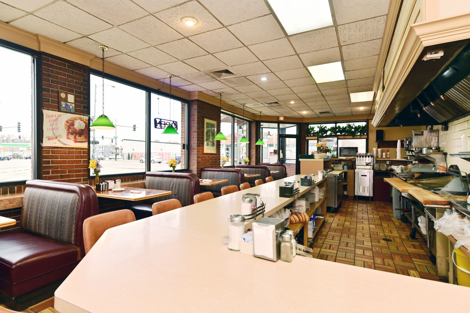 3523 N Kedzie Avenue