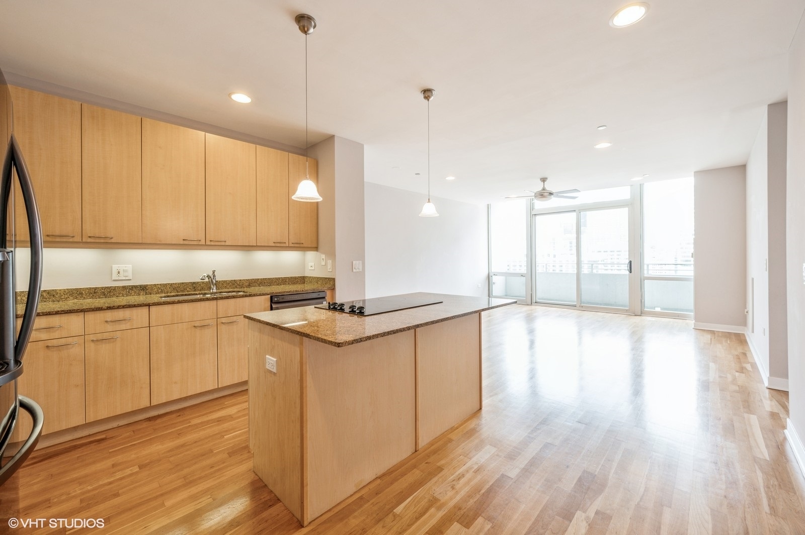 737 W Washington Boulevard 1804