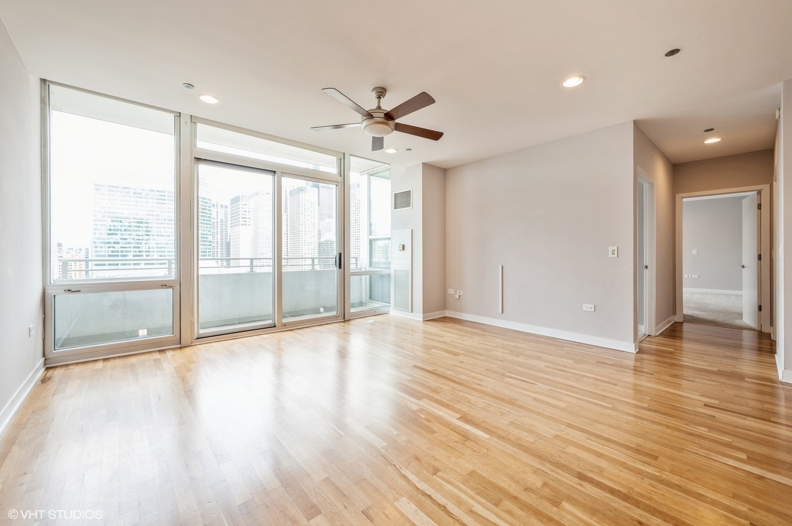 737 W Washington Boulevard 1804