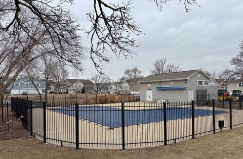 Tiny photo for 1474 Timber Trail #D, Wheaton, IL 60189 (MLS # 12582471)