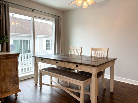 Tiny photo for 1474 Timber Trail #D, Wheaton, IL 60189 (MLS # 12582471)