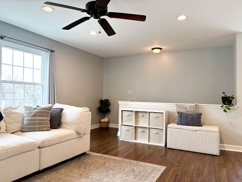 Tiny photo for 1474 Timber Trail #D, Wheaton, IL 60189 (MLS # 12582471)