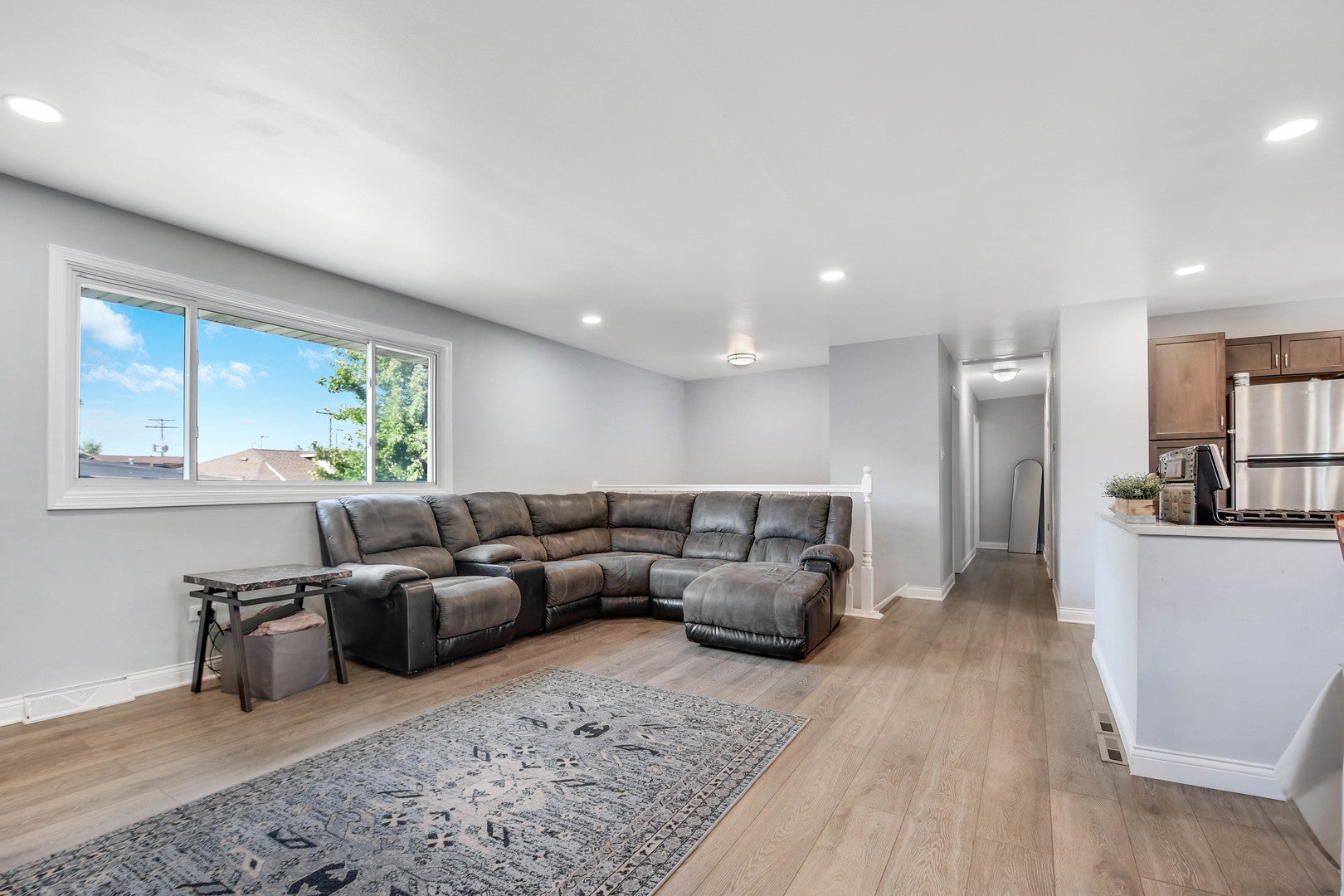 9401 S 80th Court