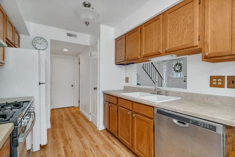 Tiny photo for 329 Redwing Drive, Bolingbrook, IL 60440 (MLS # 12517062)