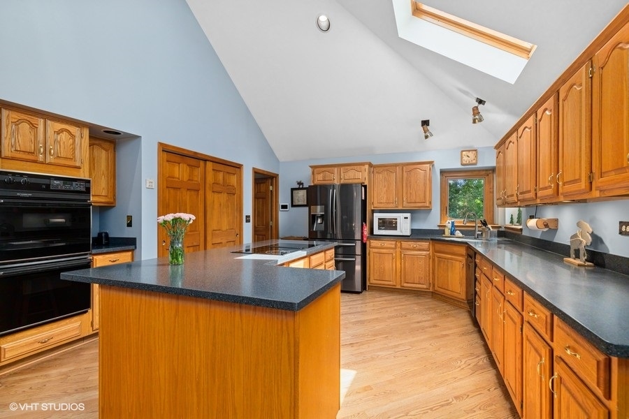401 Woodside Drive