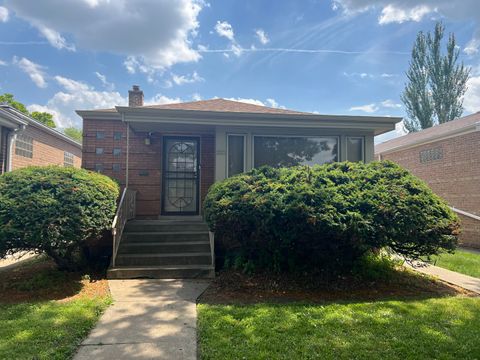 Photo of 1513 E 86th Place, Chicago, IL 60619 (MLS # 12489122)