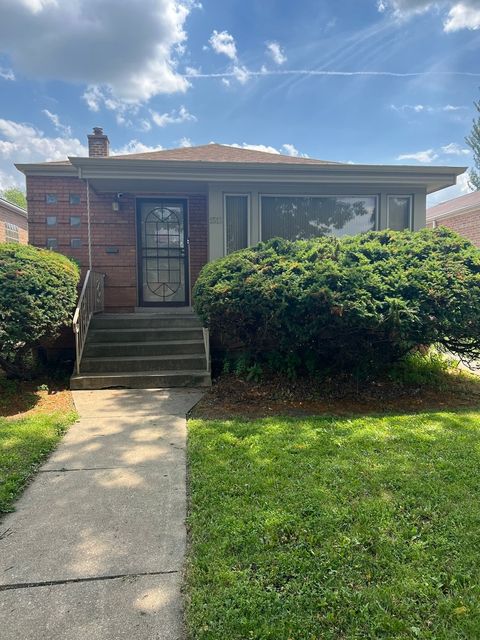 Tiny photo for 1513 E 86th Place, Chicago, IL 60619 (MLS # 12489122)