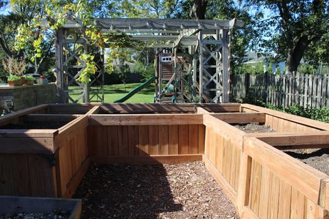 Tiny photo for 2290 Cedar Court, Northbrook, IL 60062 (MLS # 12505001)