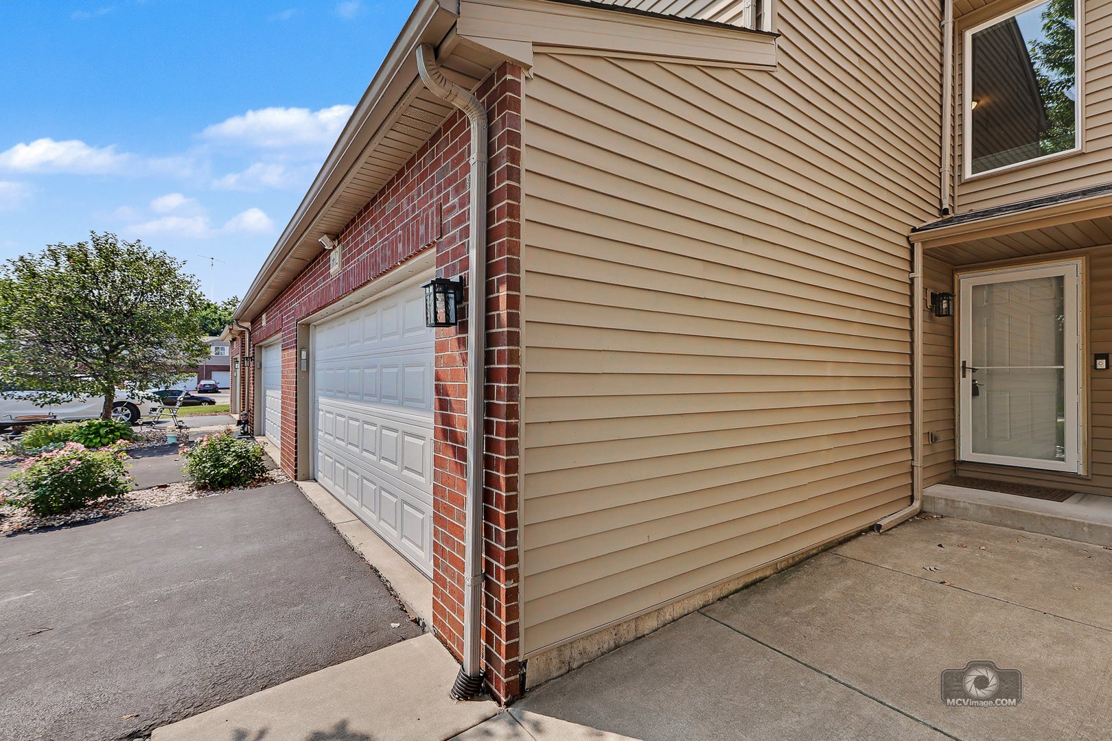 16602 Willow Walk Drive