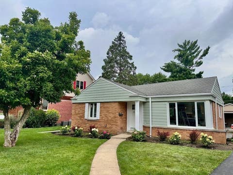 Photo of 508 W Lonnquist Boulevard, Mount Prospect, IL 60056 (MLS # 12724442)