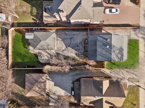 Tiny photo for 275 W North Avenue, Elmhurst, IL 60126 (MLS # 12591350)