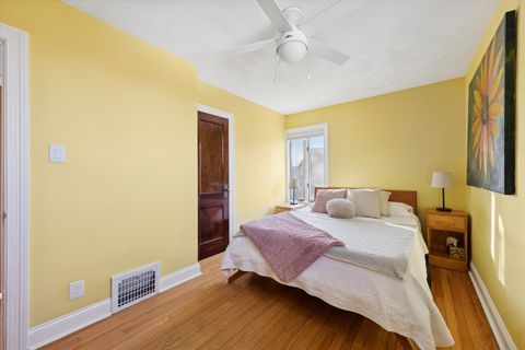 Tiny photo for 275 W North Avenue, Elmhurst, IL 60126 (MLS # 12591350)