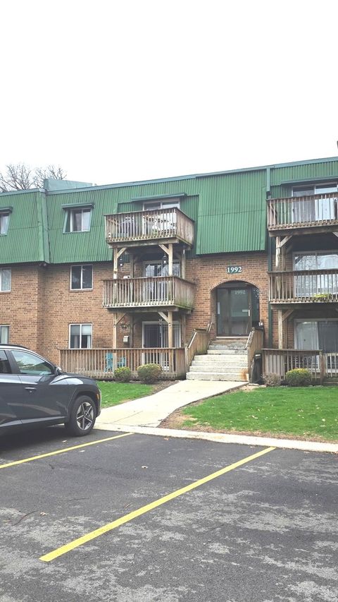 Tiny photo for 1992 Tall Oaks Drive #2B, Aurora, IL 60505 (MLS # 12611189)