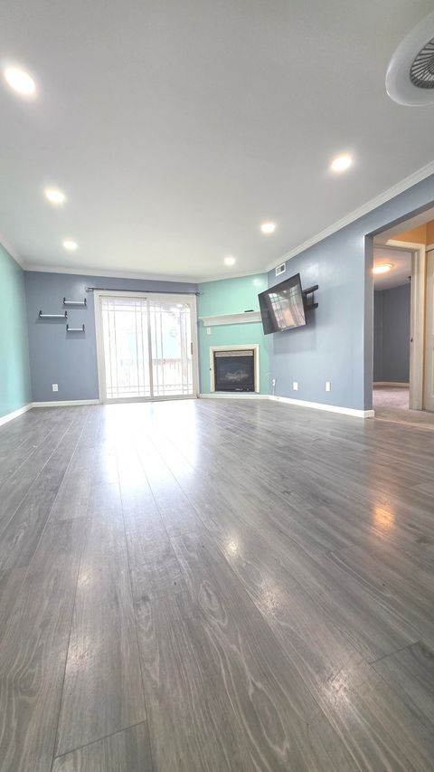 Tiny photo for 1992 Tall Oaks Drive #2B, Aurora, IL 60505 (MLS # 12611189)