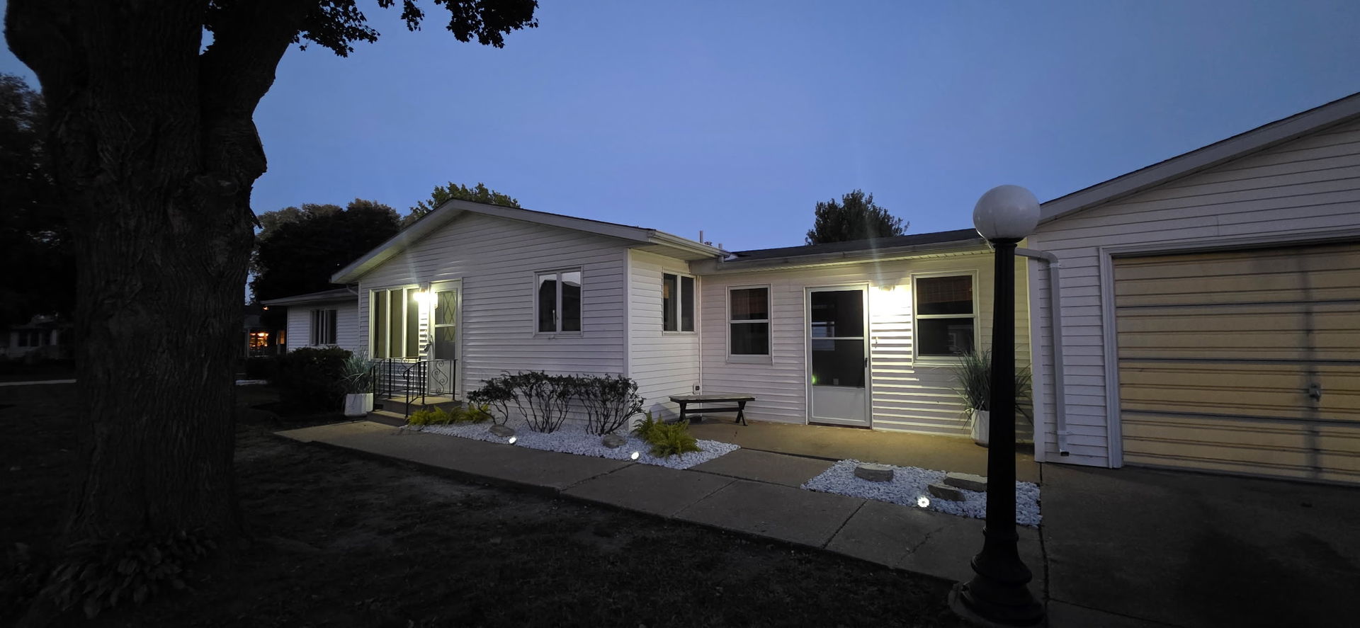 235 SE 3rd Street