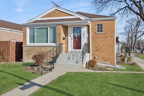 Tiny photo for 1941 S 25th Avenue, Broadview, IL 60155 (MLS # 12755363)