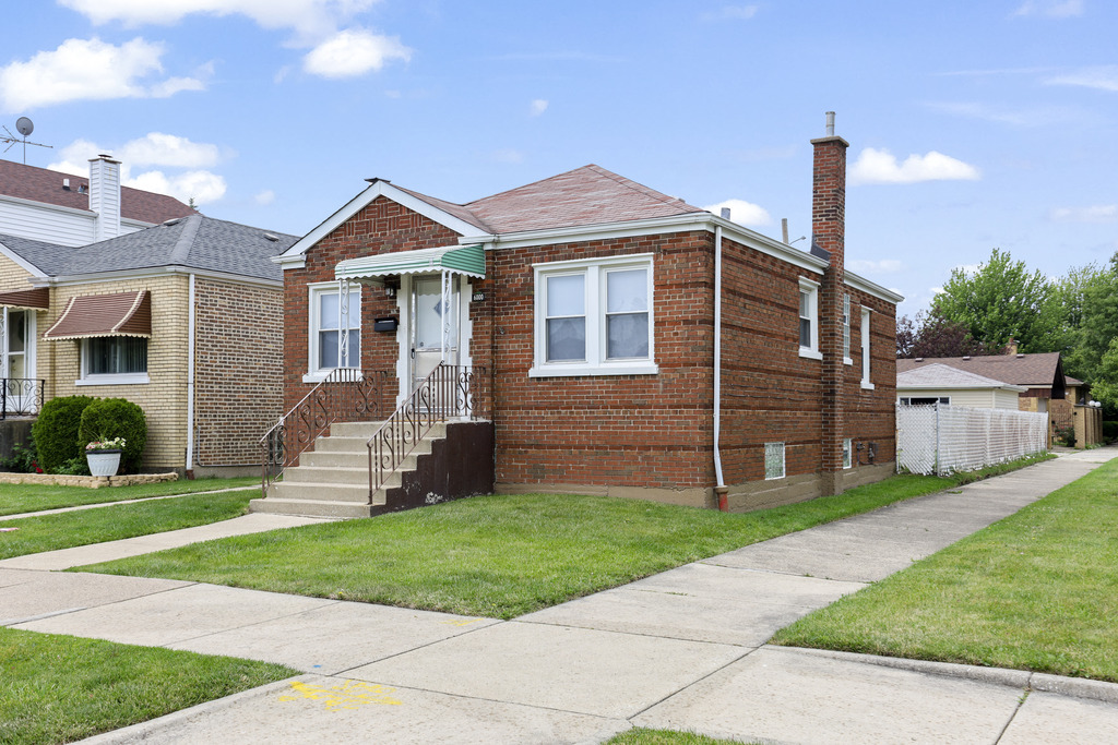 6000 S Mayfield Avenue