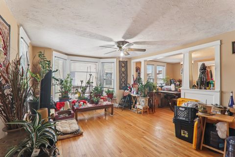 Tiny photo for 262 S WESTON Avenue, Elgin, IL 60123 (MLS # 12551913)