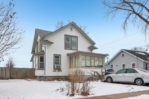 Tiny photo for 262 S WESTON Avenue, Elgin, IL 60123 (MLS # 12551913)