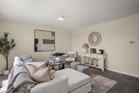 Tiny photo for 318 Chautauqua Lane, Sycamore, IL 60178 (MLS # 12630827)