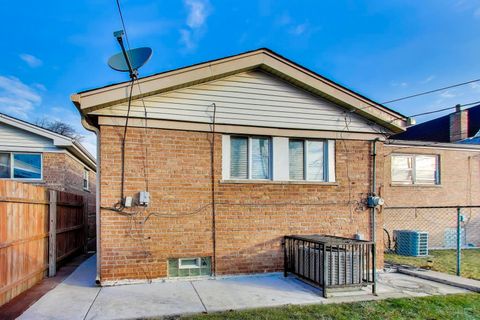 Tiny photo for 431 W 98th Street, Chicago, IL 60628 (MLS # 12572368)