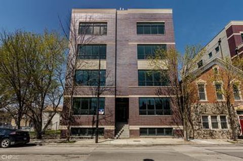 562 W 18th Street 3W Chicago IL 60616