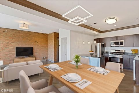 Tiny photo for 4358 S Prairie Avenue, Chicago, IL 60653 (MLS # 12524348)