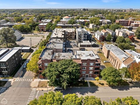 Tiny photo for 4358 S Prairie Avenue, Chicago, IL 60653 (MLS # 12524348)