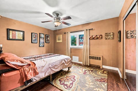 Tiny photo for 630 Hull Terrace #1W, Evanston, IL 60202 (MLS # 12737641)