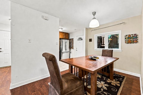 Tiny photo for 630 Hull Terrace #1W, Evanston, IL 60202 (MLS # 12737641)