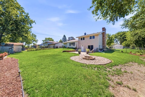 Tiny photo for 790 Evergreen Lane, Hoffman Estates, IL 60169 (MLS # 12709473)