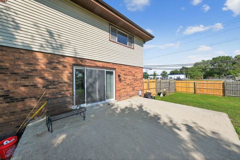 Tiny photo for 7501 Cambridge Road, Darien, IL 60561 (MLS # 12491062)