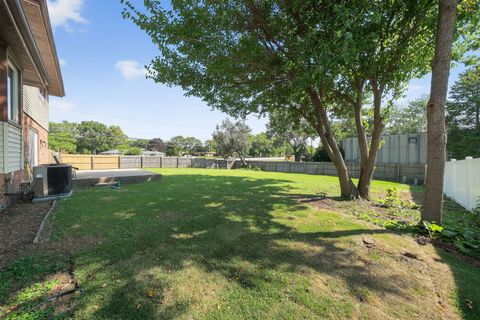 Tiny photo for 7501 Cambridge Road, Darien, IL 60561 (MLS # 12491062)