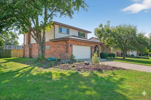 Tiny photo for 7501 Cambridge Road, Darien, IL 60561 (MLS # 12491062)