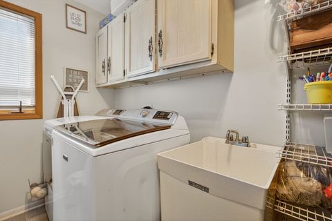 Tiny photo for 702 Longwood Court, Minooka, IL 60447 (MLS # 12629633)