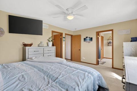 Tiny photo for 702 Longwood Court, Minooka, IL 60447 (MLS # 12629633)
