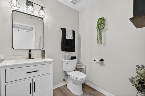 Tiny photo for 702 Longwood Court, Minooka, IL 60447 (MLS # 12629633)