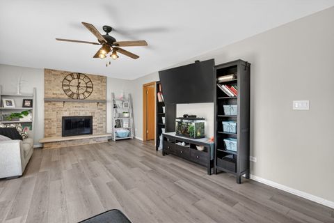 Tiny photo for 702 Longwood Court, Minooka, IL 60447 (MLS # 12629633)