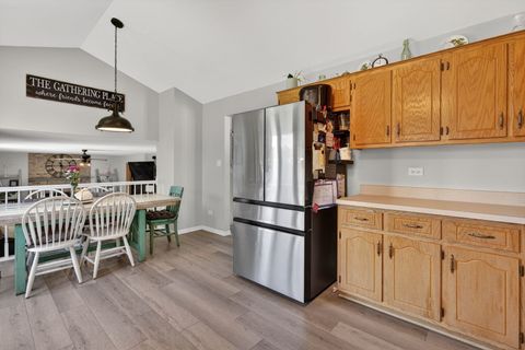 Tiny photo for 702 Longwood Court, Minooka, IL 60447 (MLS # 12629633)