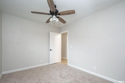 Tiny photo for 4 MAPLE Court, Colona, IL 61241 (MLS # QC4269184)