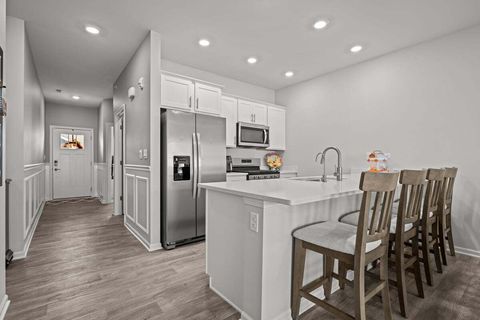 Tiny photo for 273 Ridley Street, North Aurora, IL 60542 (MLS # 12510335)