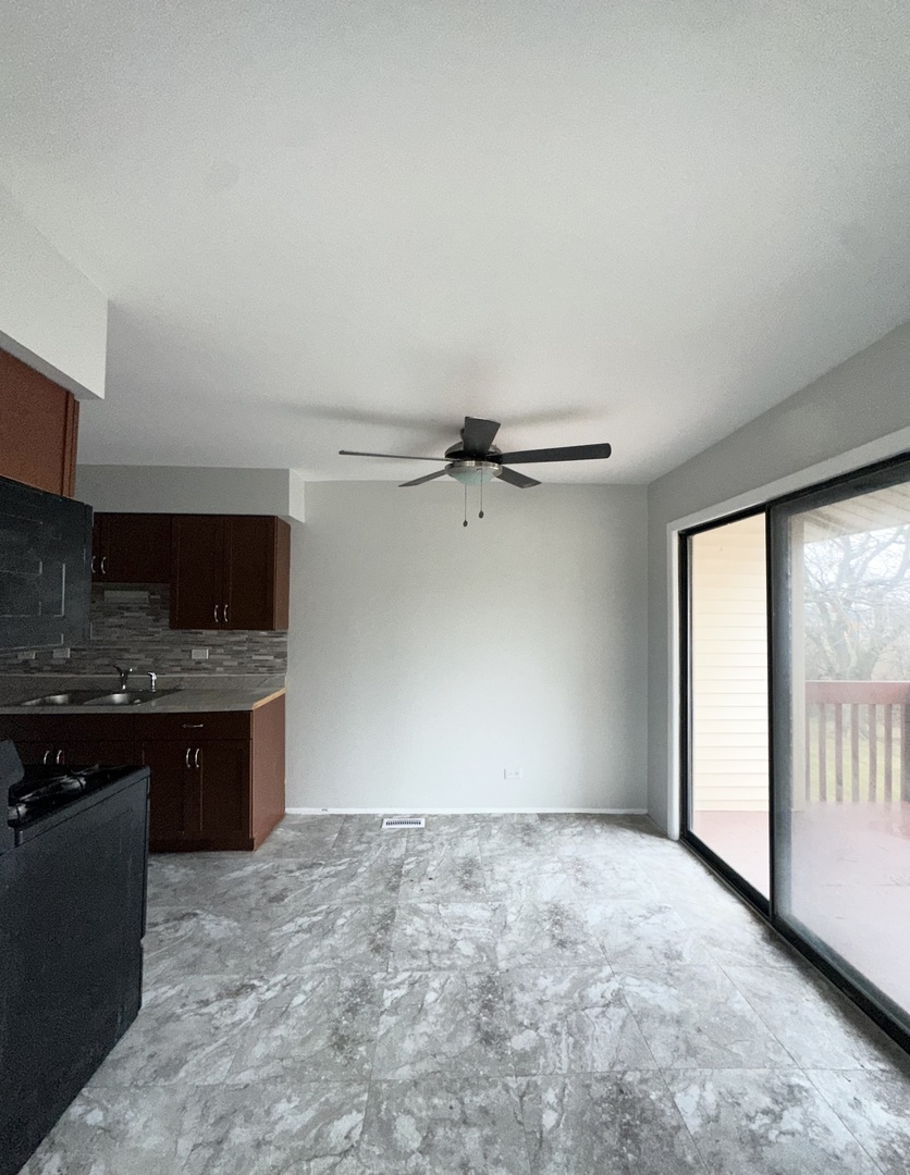 711 Driftwood Court 1