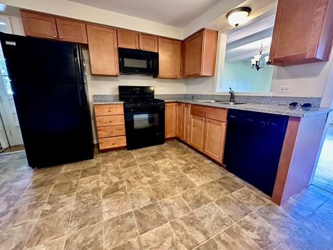 Tiny photo for 319 Triggs Avenue, Elgin, IL 60123 (MLS # 12377566)