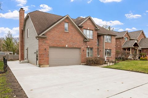 Tiny photo for 1203 N Burning Bush Lane, Mount Prospect, IL 60056 (MLS # 12620826)