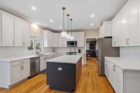 Tiny photo for 1203 N Burning Bush Lane, Mount Prospect, IL 60056 (MLS # 12620826)