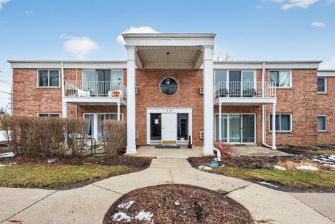 Photo of 543 Burlington Avenue #204, Downers Grove, IL 60515 (MLS # 12566712)