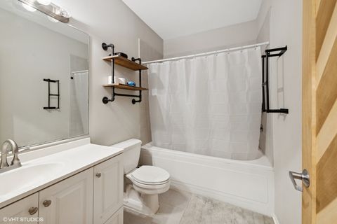 Tiny photo for 1935 N Fairfield Avenue #112, Chicago, IL 60647 (MLS # 12421200)