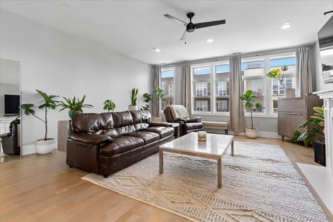 Tiny photo for 2438 N Western Avenue #3, Chicago, IL 60647 (MLS # 12632277)